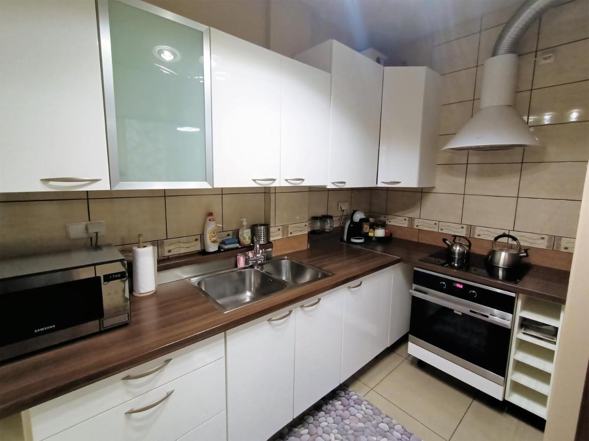 2-Room Apartment Nowy Dwór Mazowiecki Exteriör bild