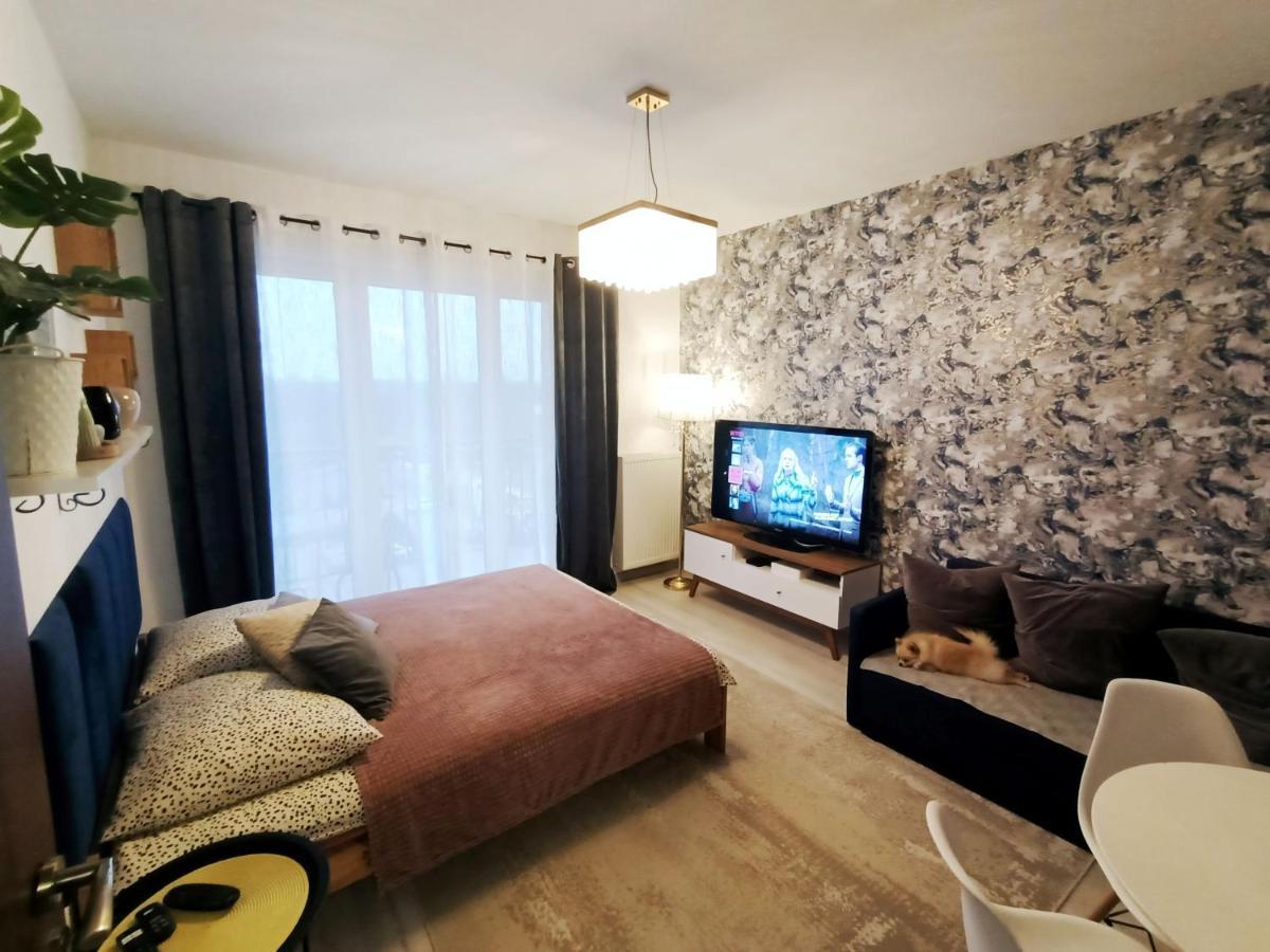 2-Room Apartment Nowy Dwór Mazowiecki Exteriör bild