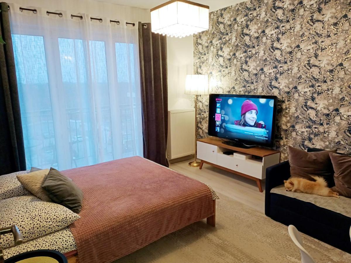 2-Room Apartment Nowy Dwór Mazowiecki Exteriör bild